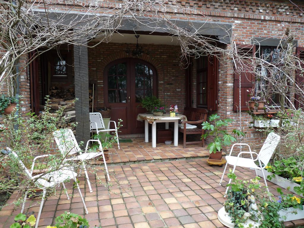 B&B 'T Nieuw Lijsternest Wezembeek-Oppem Exterior photo